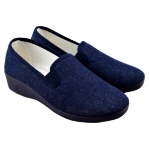 Zapatillas cerradas de lona con elásticos laterales y cuña de goma. 301085