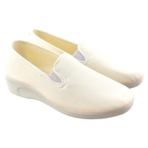 Zapatillas cerradas de lona con elásticos laterales y cuña de goma.493327