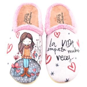 Zapatillas de casa ilustradas por  "Made by Carol" 016269