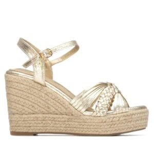 Sandalias de cuña de esparto. 238102